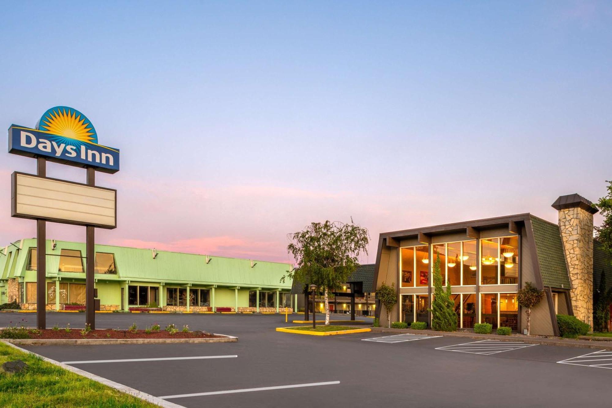 Days Inn By Wyndham Klamath Falls Esterno foto