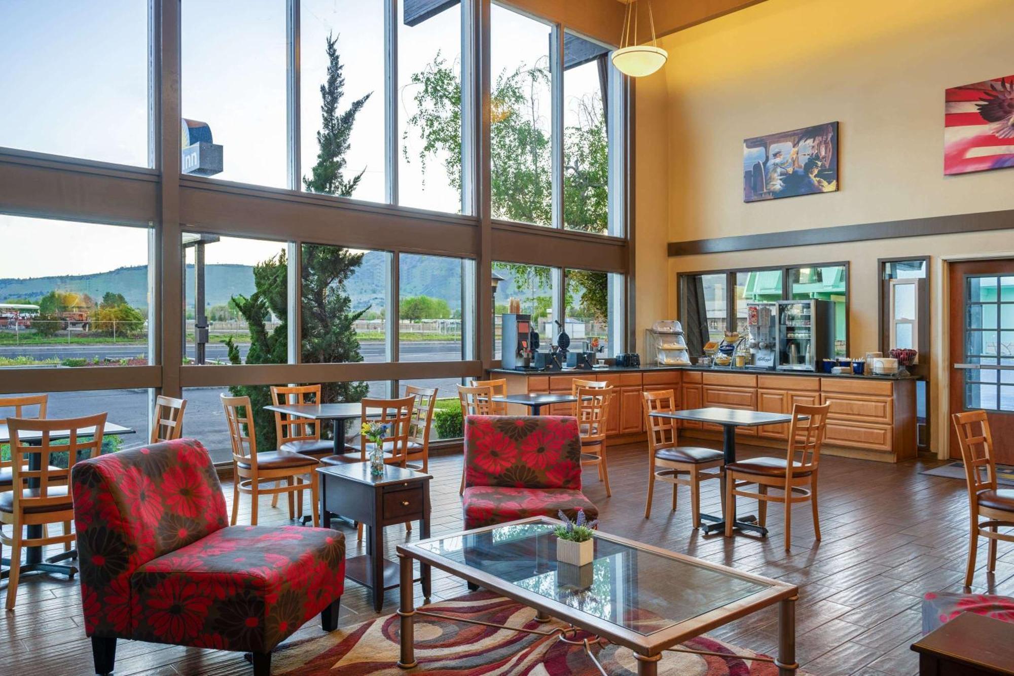 Days Inn By Wyndham Klamath Falls Esterno foto